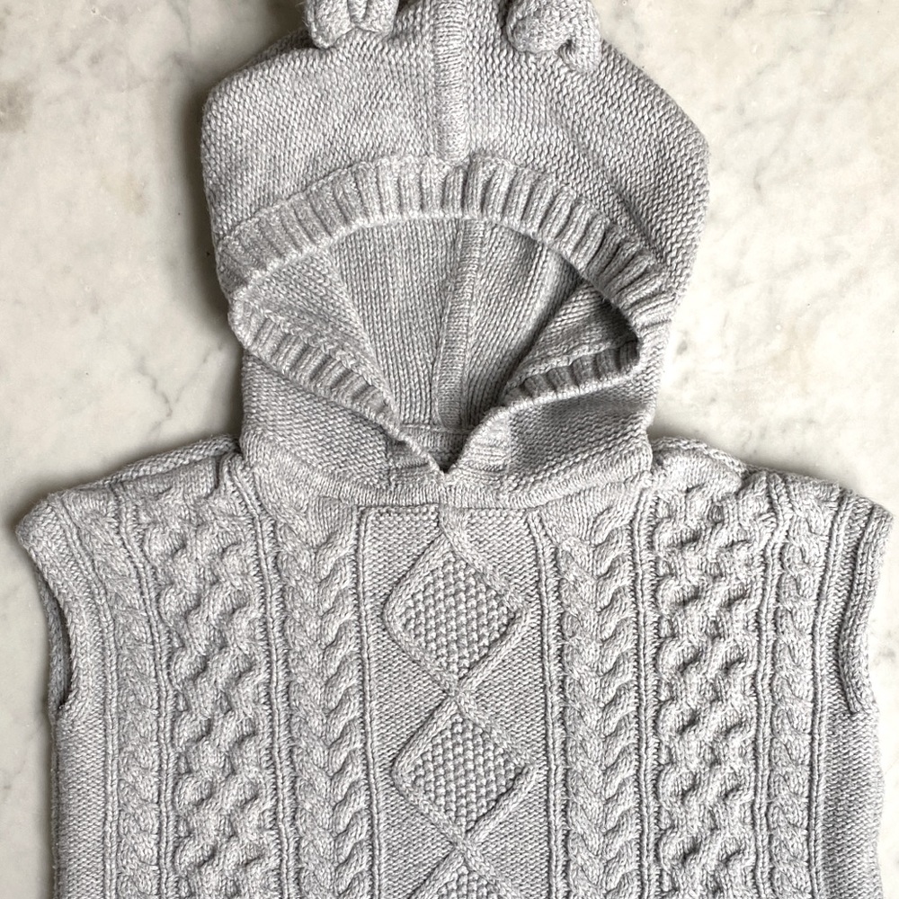 12-18M Baby GAP Cable Knit Hooded Poncho